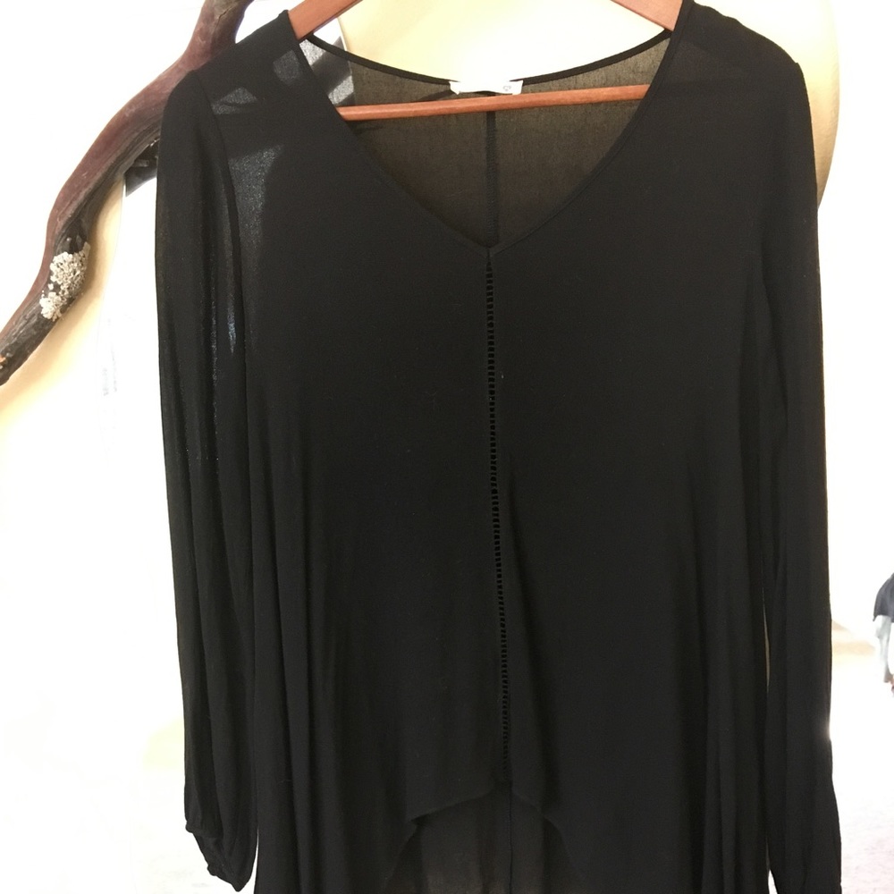 Soprano black top, w/ cutie mesh line down center
